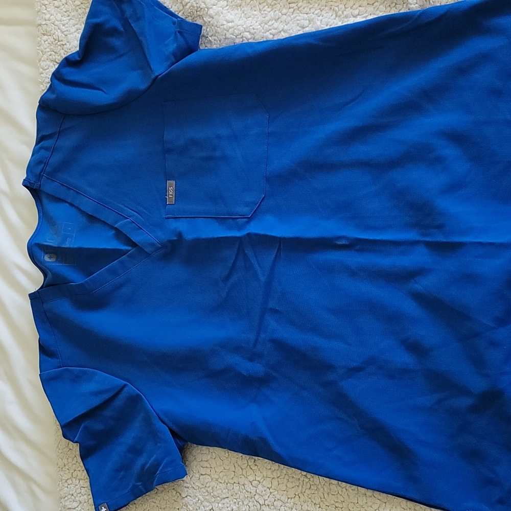 Figs Royal Blue scrub top size L